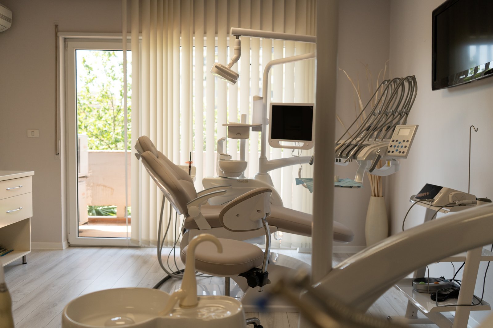 Sallë trajtimi në Lumina Dental